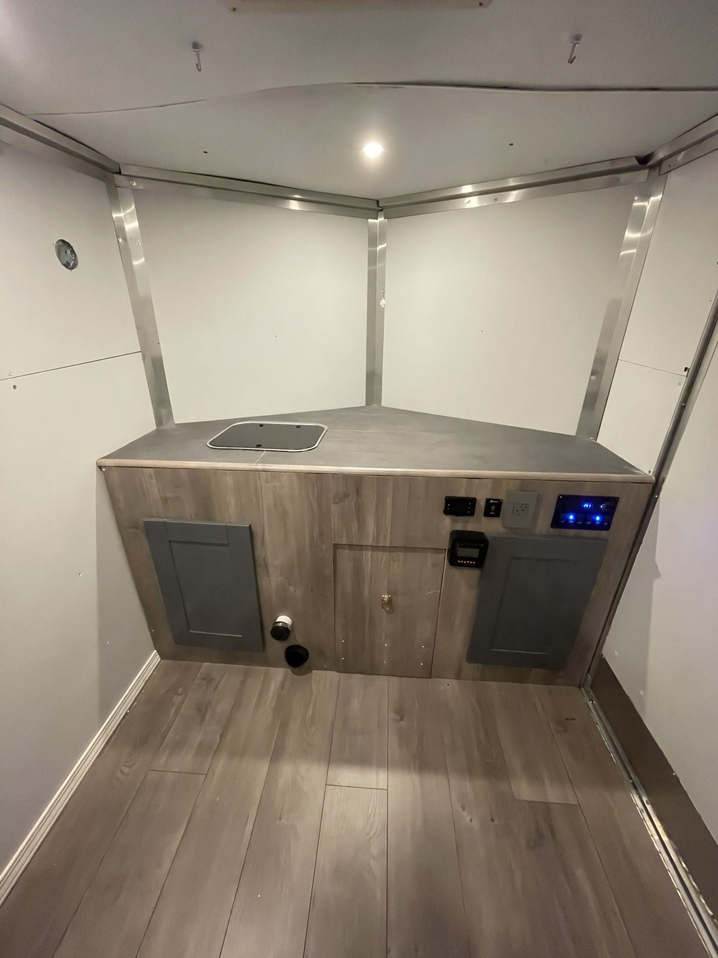 6x10 Cargo Trailer (Read Details!) Camper