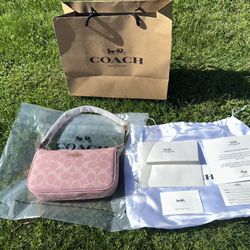 Coach Hand Bag 