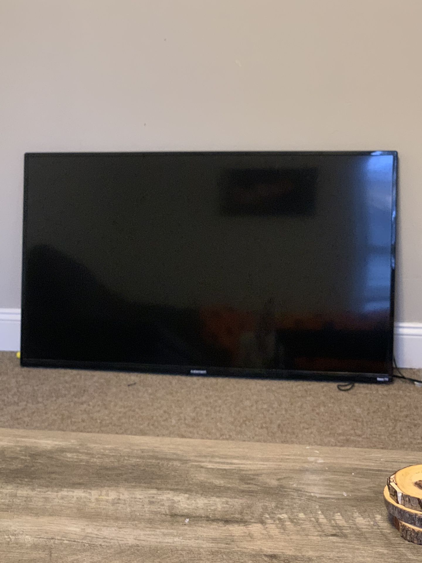 42 inch Roku smart tv