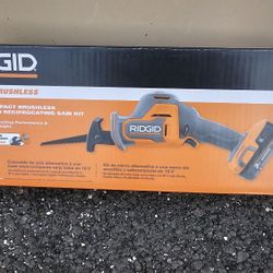 RIDGID
18V SubCompact Brushless Cordless One-Handed Reciprocating Saw Kit with 2.0 Ah Battery and Charger