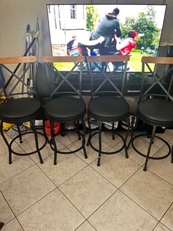 4 bar Stools