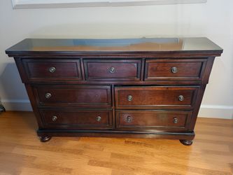 Dresser Wood with Mirror