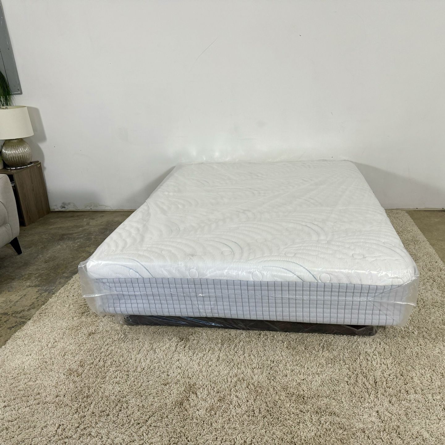 Queen Restonic Mattress (Delivery Is Available)