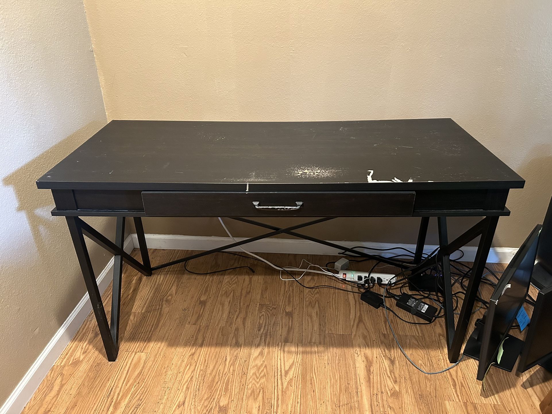 Used Desk/Table