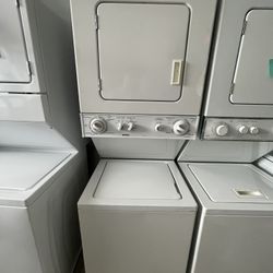 Combo Kenmore 24 Inch Wide Stackable Washer And Dryer 