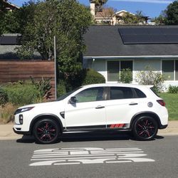 2021 Mitsubishi outlander sport black edition