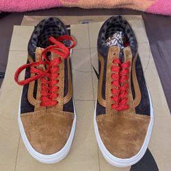 Vans Men’s Size:71/2 Women’s :9 