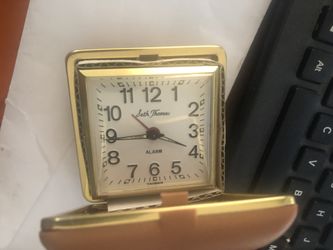 Vintage saddle leather Seth Thomas travel alarm clock