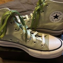 Converse Size 8