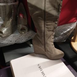 JustFab Women Boots Size 8.5 Wedge Heel,  Brown Beige