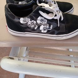 Vans off the wall size 7 $30 in good condition