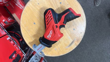 Milwaukee M12 12V Lithium-Ion HACKZALL Cordless Reciprocating Saw (Tool-Only)