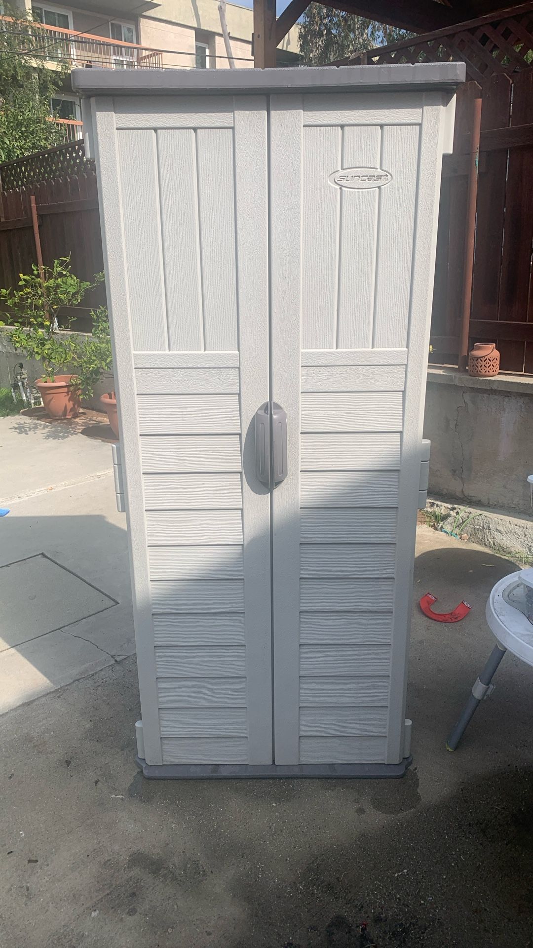 Suncast 2ft x 2ft Vertical Storage Shed 