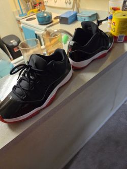 Air Jordan 11 Low Top Bred Sz 13