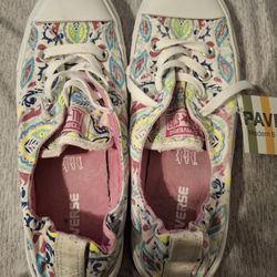 Women's Size 9 Low Top Converse Paisley Sneakers 