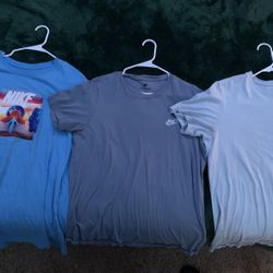 3 Nike Shirts Bundle For 45$!
