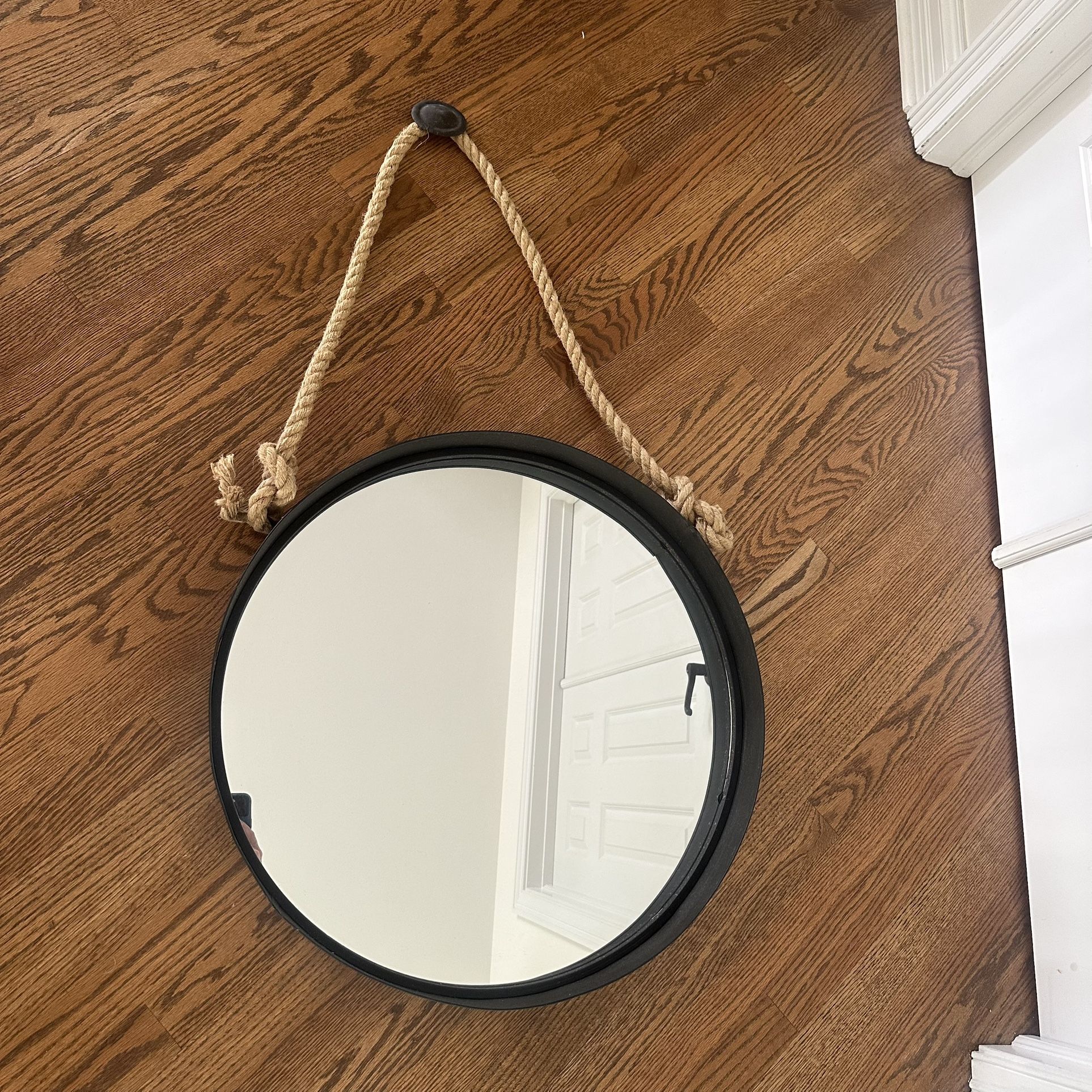 Rustic Style Round Metal Mirror with Rope