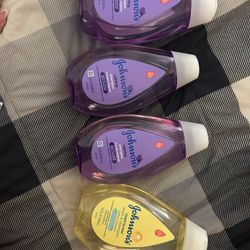 Johnson's baby wash bundle - 4 bottles 
