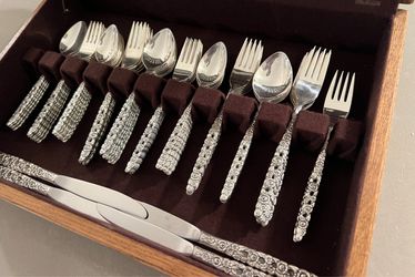 Silverware set community