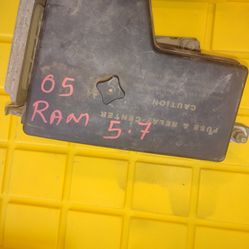 2005 Dodge Ram fuse box parts