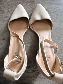 Women’s Beige Block Heel Sandals – Size 7
