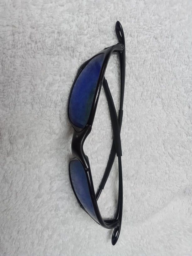 ORIGINAL Oakley JULIET X METAL for Sale in Belle Isle, FL - OfferUp