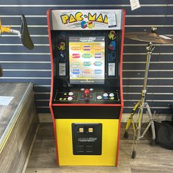 Arcade 1up PAC-Man cabinet