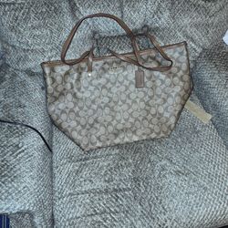 Brand New Coach BAG  Ask 75 