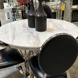 New Round Dining Table On  Sale