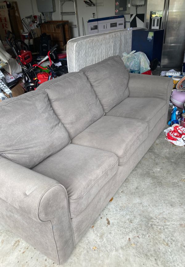 Sleeper sofa for sale. New 200 mattress included. for Sale in Orlando, FL OfferUp
