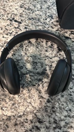 Beats Studio Pro wireless headphones all black color version