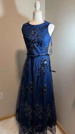Blue dress