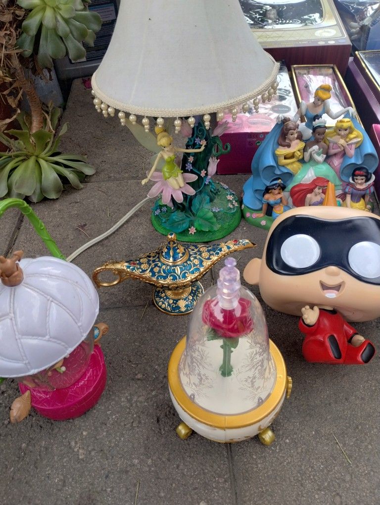 Tengo Una Colección Disney El Comprador Recoje o Puedo Llevar Un Lugar Público 
