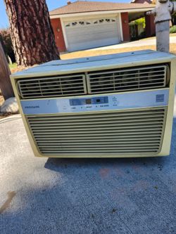 Window Air Conditioner 6500 BTU