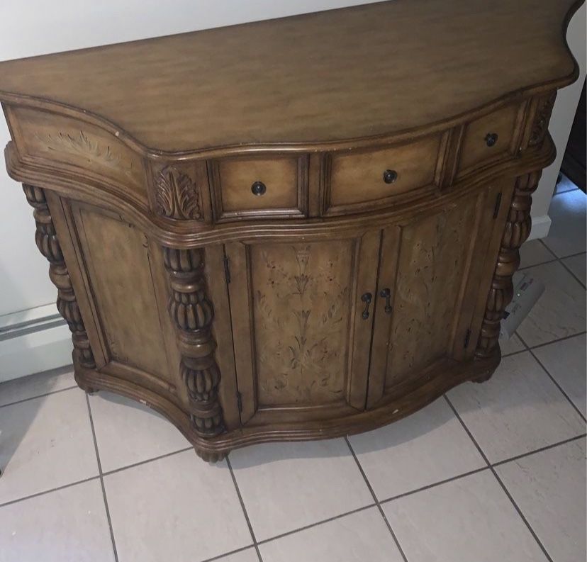 Wood Chest