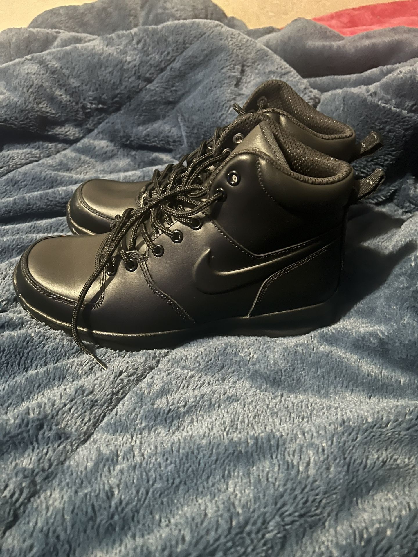 Nike Boots