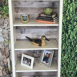 Refinished Solid Oak Shelving Unit – Vintage Charm, Modern Finish