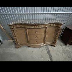 “Cindy Crawford Home” Credenza/Buffet