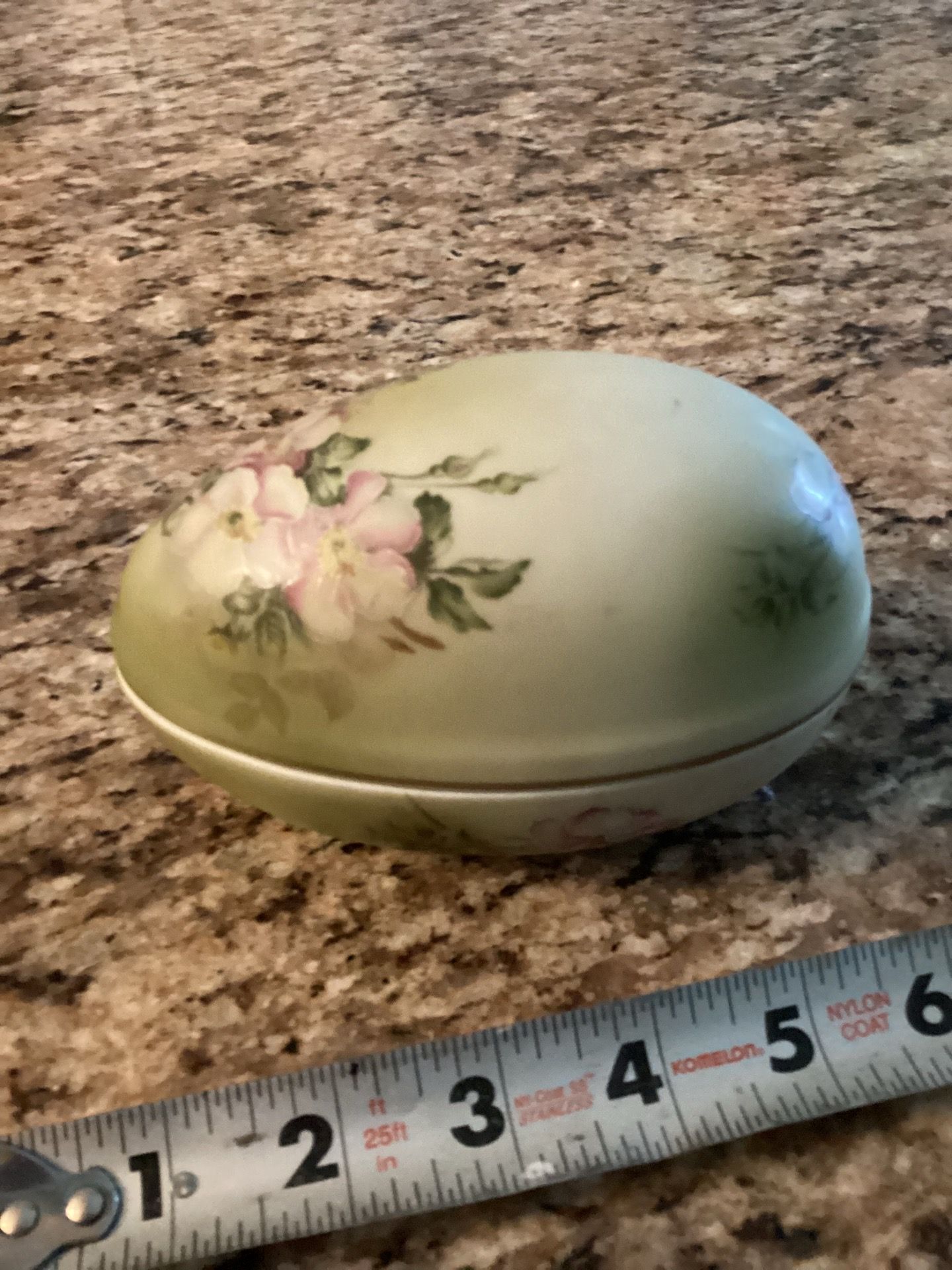 Vintage Nippon egg