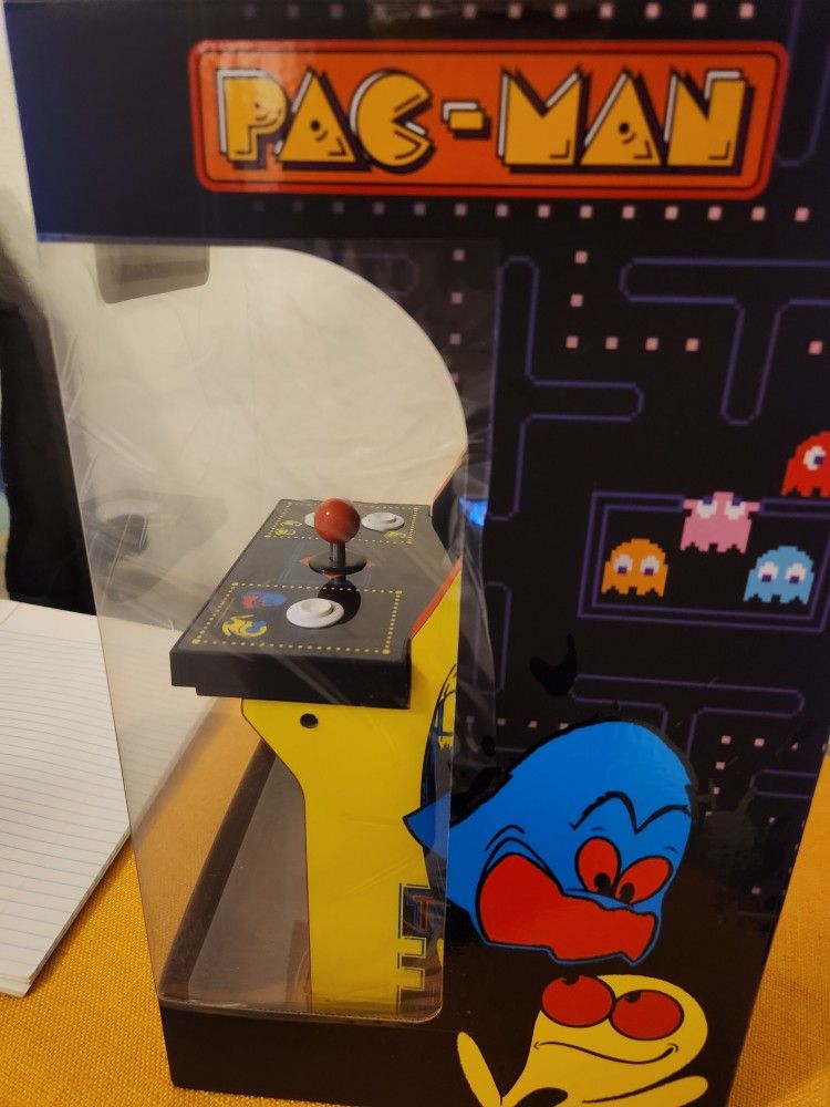 PAC MAN 40TH ANNIVERSARY Arcade1Up Pac-Man 16 Bit Gaming Collector Cade