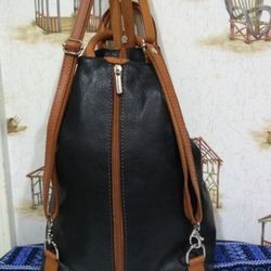GENUINE MADE IN ITALY SOFT LEATHER  BLACK  BACKPACK. 