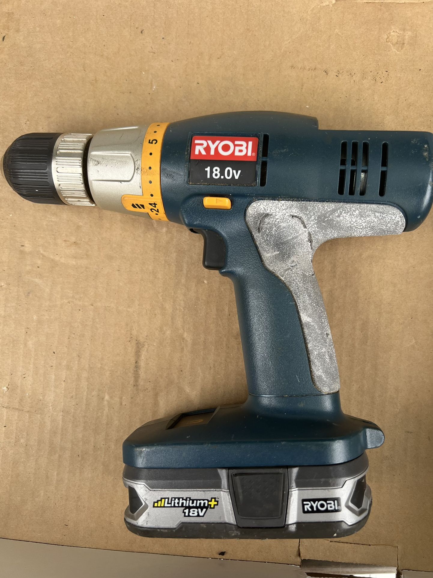 RYOBI 1/2” DRILL DRIVER LI ION 18V Battery
