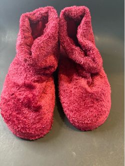 Slipper Boots Women Massaging Vibrating Battery Operated Burgundy Fleece L 9 10