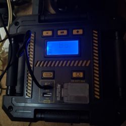 CAT 1750 A LITHIUM POWER STATION CAR JUMPER 80 FIRM No Less  See Pictures For Details 