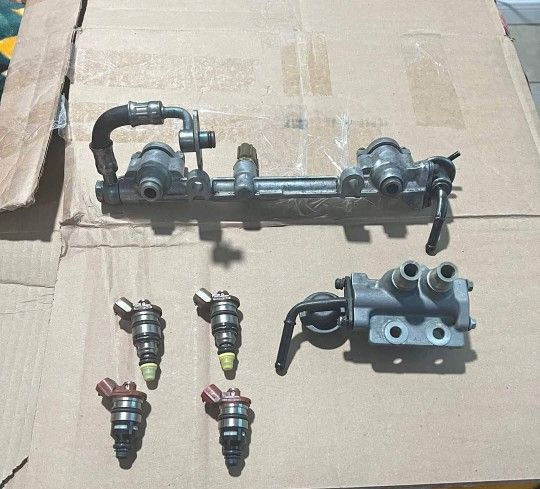 93 Mazda rx7 FD oem fuel rail with injectors 