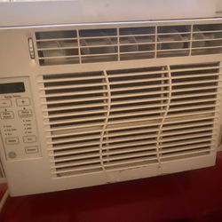 Air conditioner 