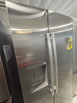 GE Stainless Steel Side-by-Side Refrigerator