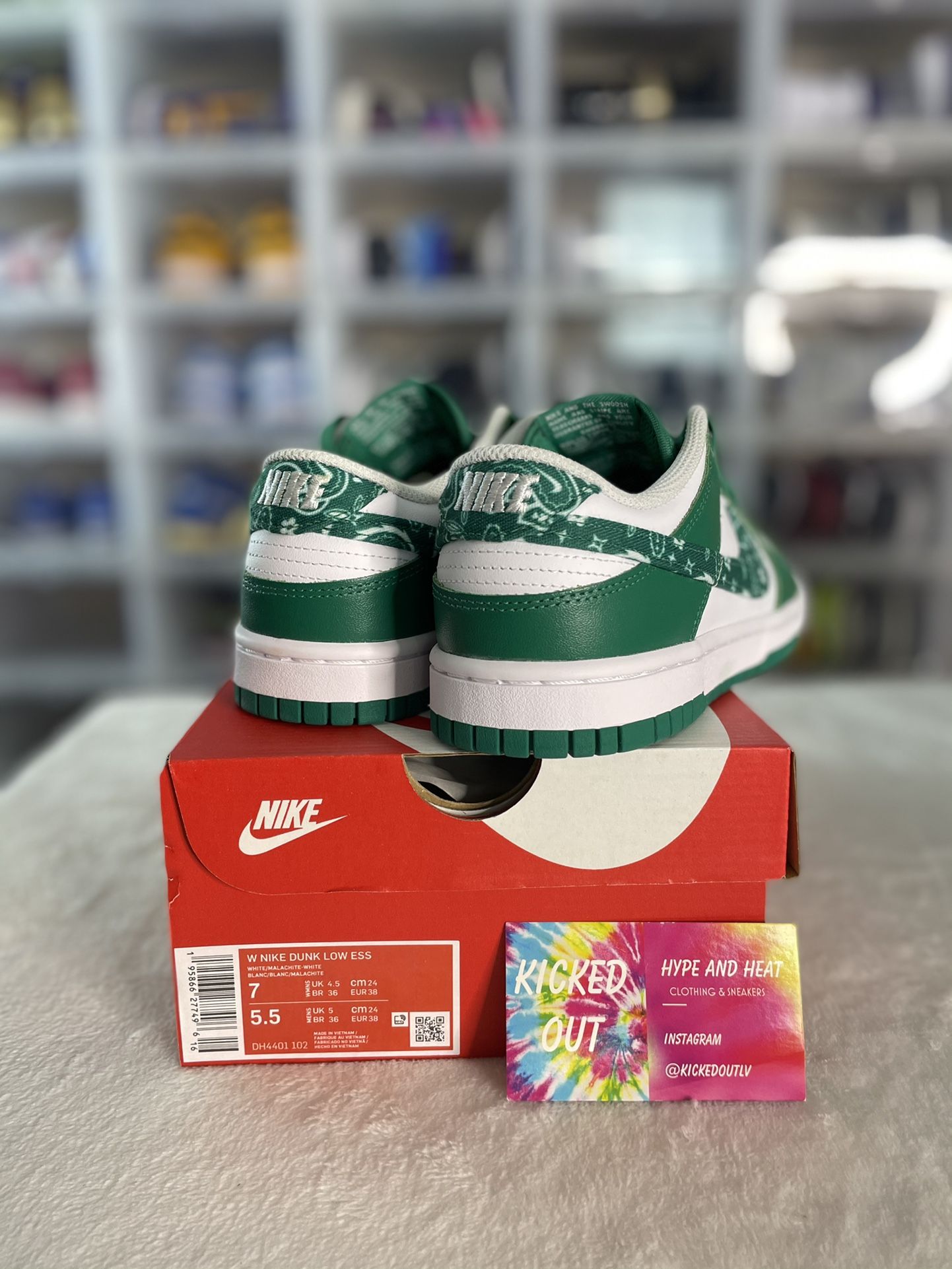 NEW* Nike Dunk Low “Green Paisley” Size Women Youth