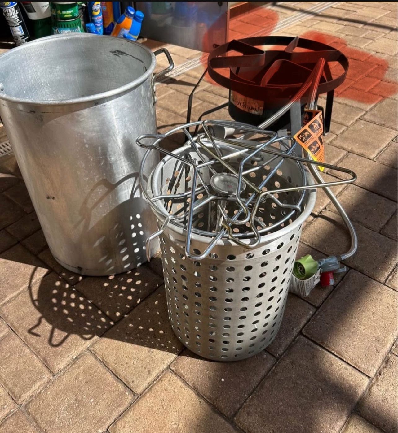 Turkey Fryer Seafood Boil Lot Of Pots Strainer Thermometer