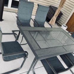 Table And Chairs 